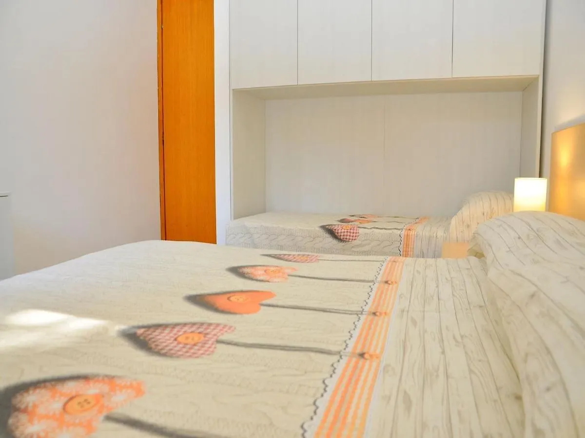 Comfy Seaside Flat Ideal For 4 Guests - Beahost Bibione Lägenhet